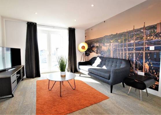 Jims Place - Your Apartment 1