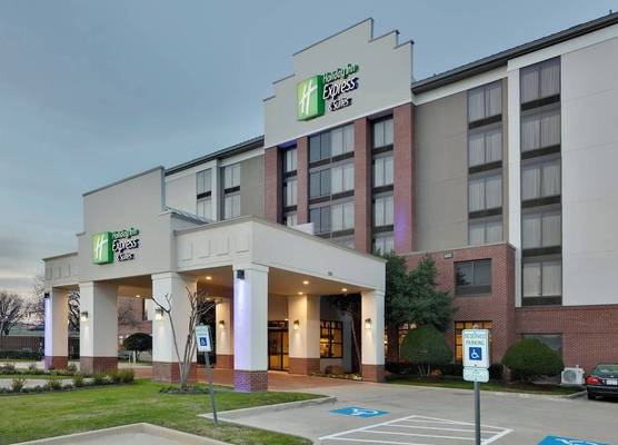 Holiday Inn Express & Suites IRVING CONV CTR - LAS COLINAS by IHG 1