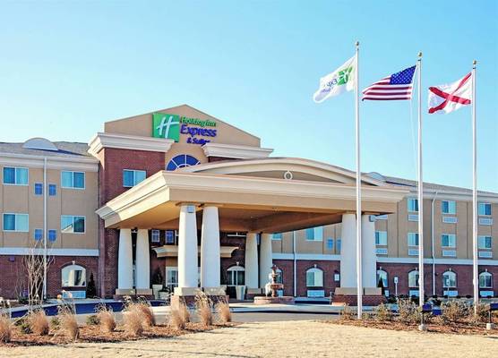 Holiday Inn Express & Suites FLORENCE NORTHEAST by IHG 1