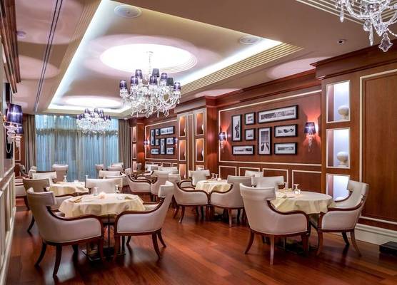 Hotel Century 1