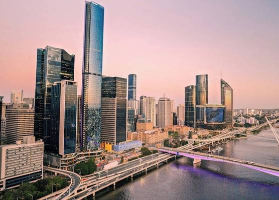 W Brisbane 1