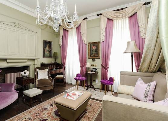 Henrys Townhouse Marylebone, London 1