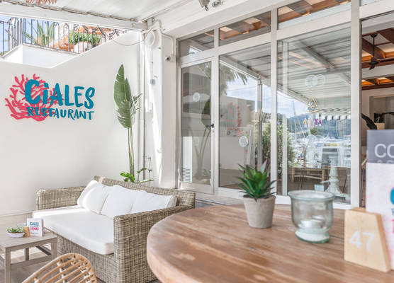 FERGUS Style Soller Beach 1