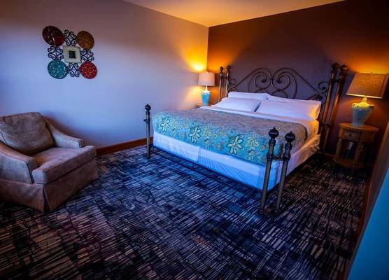 Nuk's Executive Suites 1