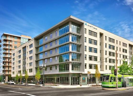 Hyatt House Portland / Downtown 1