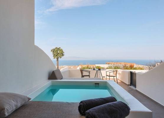 North Wind Luxury Suites 1