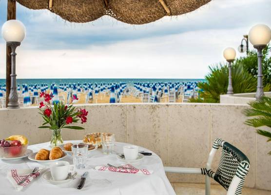 Hotel Montecarlo 1