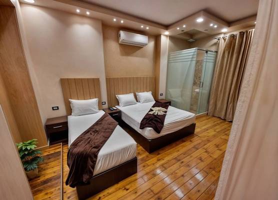 Cairo Plaza Luxe Hotel 1