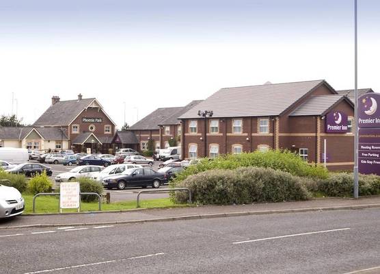 Premier Inn Glasgow - Paisley 1