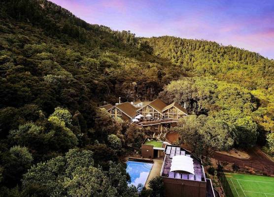 Grand Mercure Puka Park Resort 1