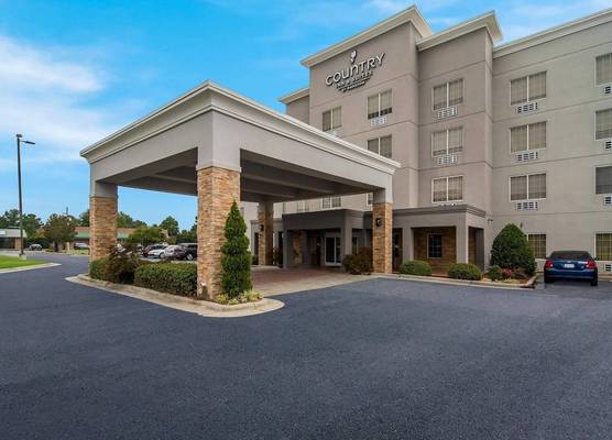 Country Inn & Suites by Radisson, Goldsboro, NC 1
