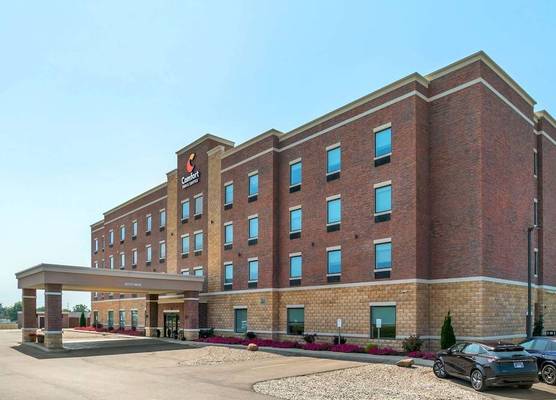 Comfort Inn & Suites Adrian 1
