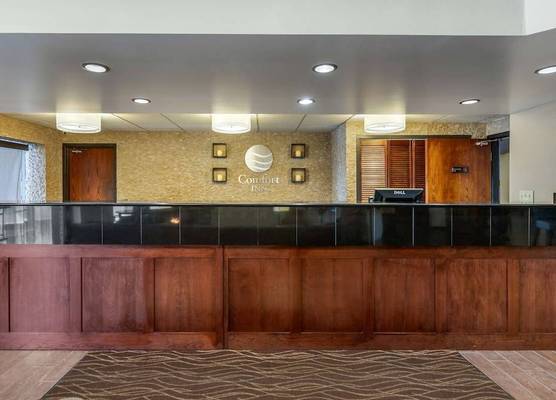 Comfort Inn Grand Rapids Airport 1