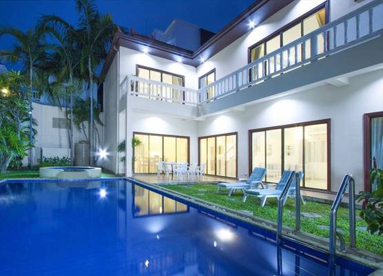 Avoca Pool Villas 1