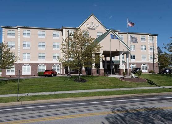 Country Inn & Suites by Radisson, Harrisburg - Hershey West, PA 1