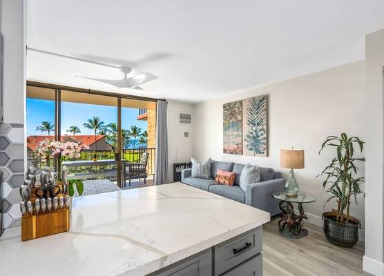 Chic & Elegant Oceanfront Vistas 1