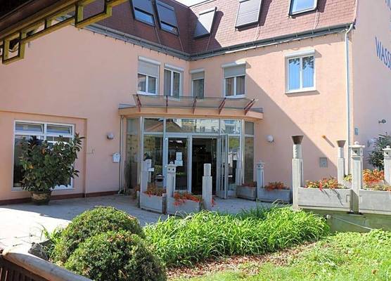 Hotel Wasserpalast - breakfast for free!!! 1