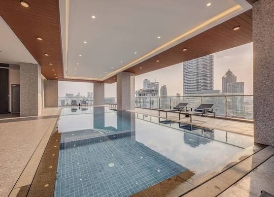 Grand Mansion 1