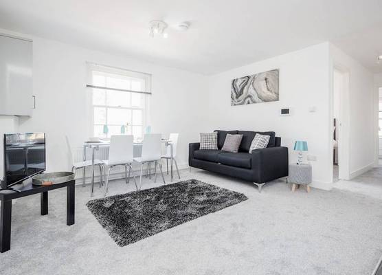 Elthorne Luxury Apartments 1