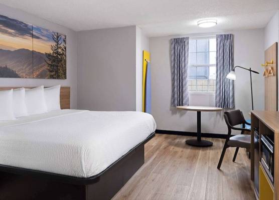 Days Inn by Wyndham Salisbury, NC 1