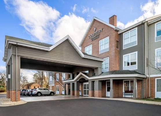 Country Inn & Suites by Radisson, Red Wing, MN 1