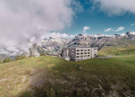 Chetzeron Mountain Hotel 1