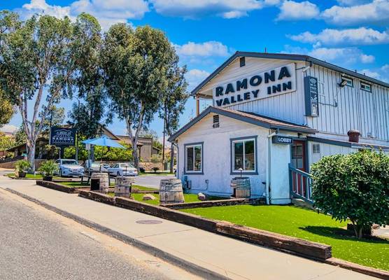 Ramona Valley Inn - Ramona 1