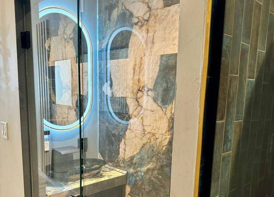 Metro Art Hotel 1