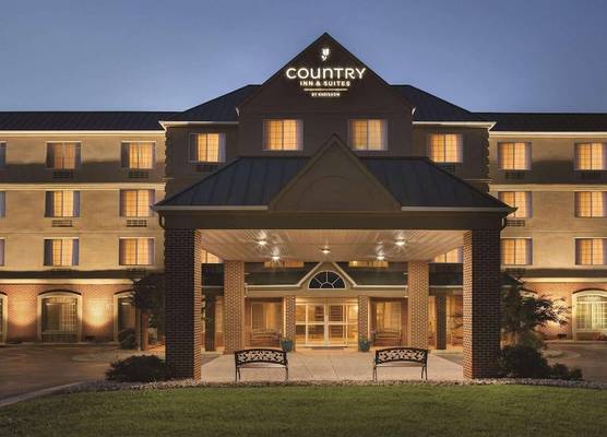 Country Inn & Suites by Radisson, Lexington, VA 1