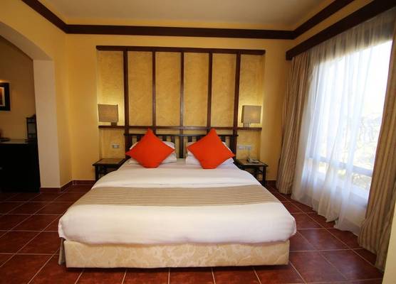 Tamra Beach Resort 1