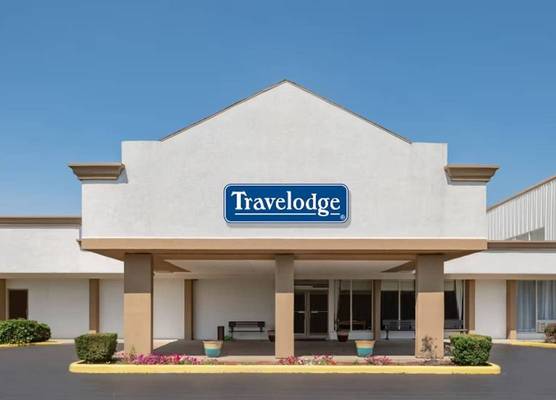 Travelodge by Wyndham Zanesville 1