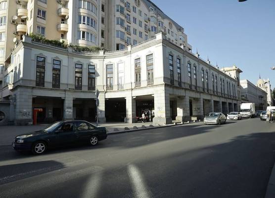 Redline Hotel 1