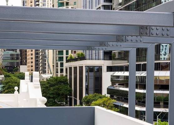 Oaks Brisbane on Felix Suites 1