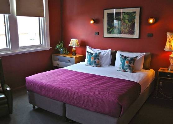 Vine Valley Inn 1