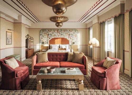 The Stoneleigh, Autograph Collection 1