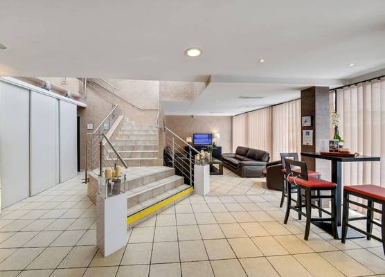 HOTEL RESTAURANT PARIS PACIFIC PARIS-VILLEJUIF- PRES DU METRO L'HAY LES ROSES LIGNE 14 - Direct PARIS-AEROPORT ORLY ET INSTITUT GUSTAVE ROUSSY 1