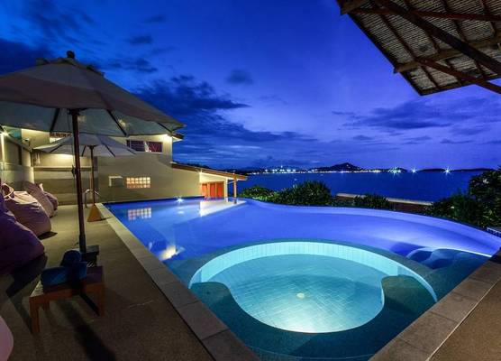 Boujis Boutique Resort 1