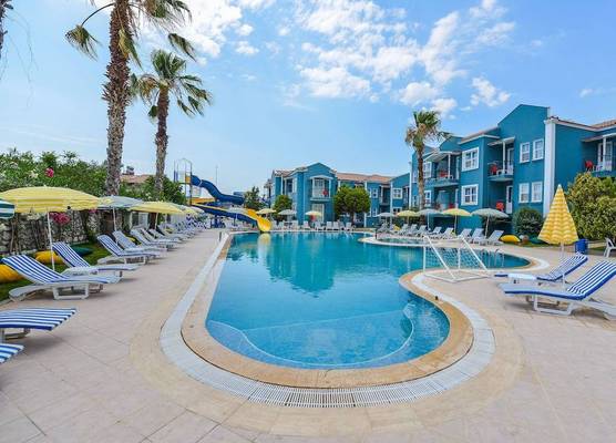 BLUE PEARL HOTEL& VILLAS 1