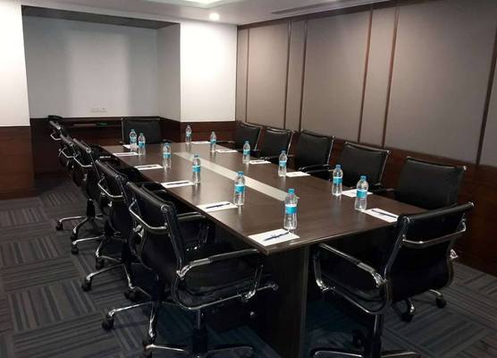 Nirwana Hometel Jaipur- A Sarovar Hotel 1