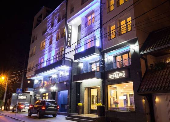 Hotel Sterling Garni 1