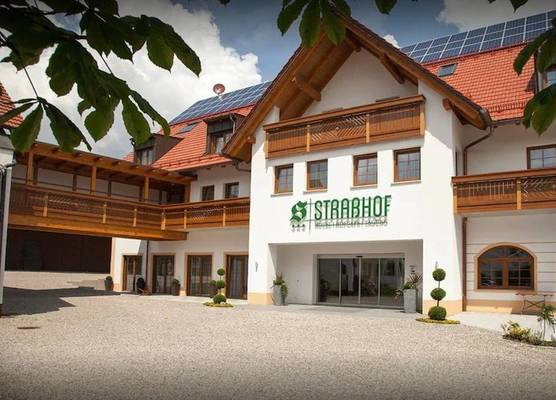 Hotel Straßhof 1