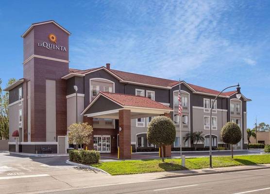 La Quinta by Wyndham Tampa Bay Area-Tampa South 1