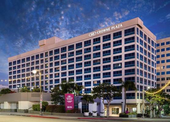Crowne Plaza LOS ANGELES HARBOR HOTEL by IHG 1