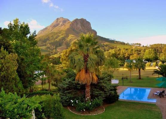 Orange-Ville Lodge & Guesthouse 1
