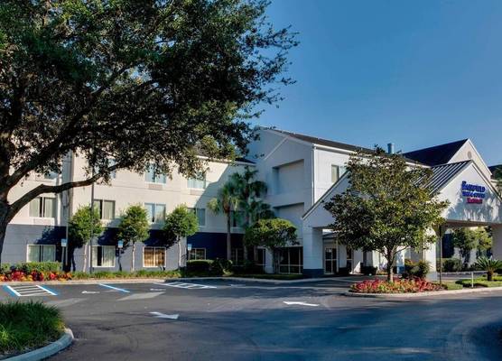 Fairfield Inn & Suites by Marriott Ocala 1