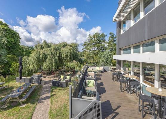 Amrâth Airport Hotel Rotterdam 1