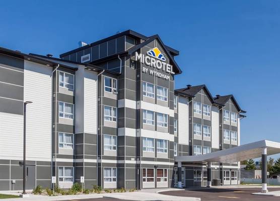 Microtel Casselman 1