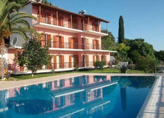 Aronis Apartments 1