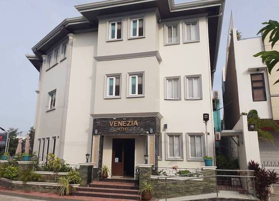 Venezia Suites Hotel Iloilo 1