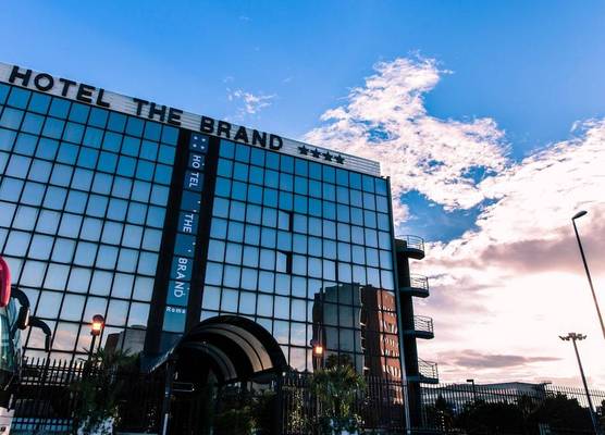 Hotel The Brand 1